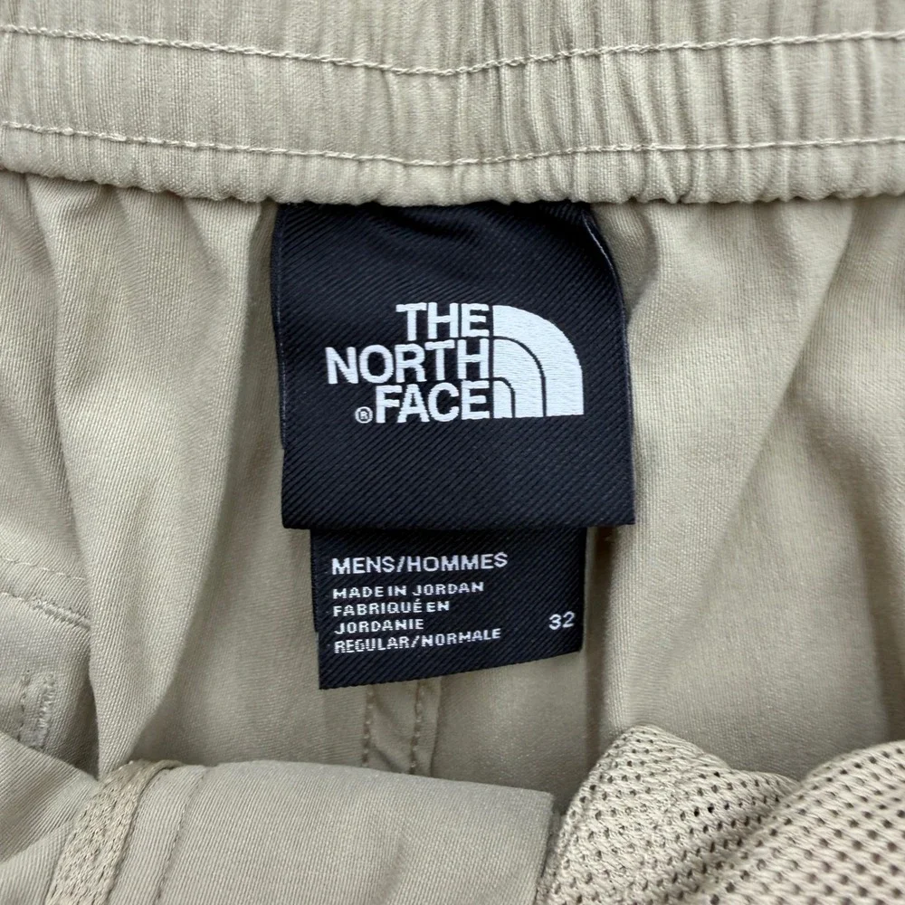 The North Face Mens Class V Belted Shorts Khaki Tan Hiking Outdoor Size 32